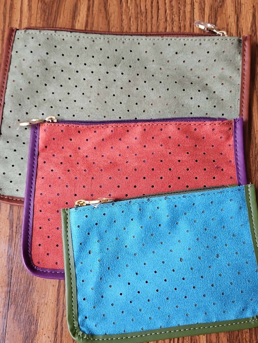 Threw Esteelauder New Perforated Suede Zip Pouch Trio - Green, Red, Blue